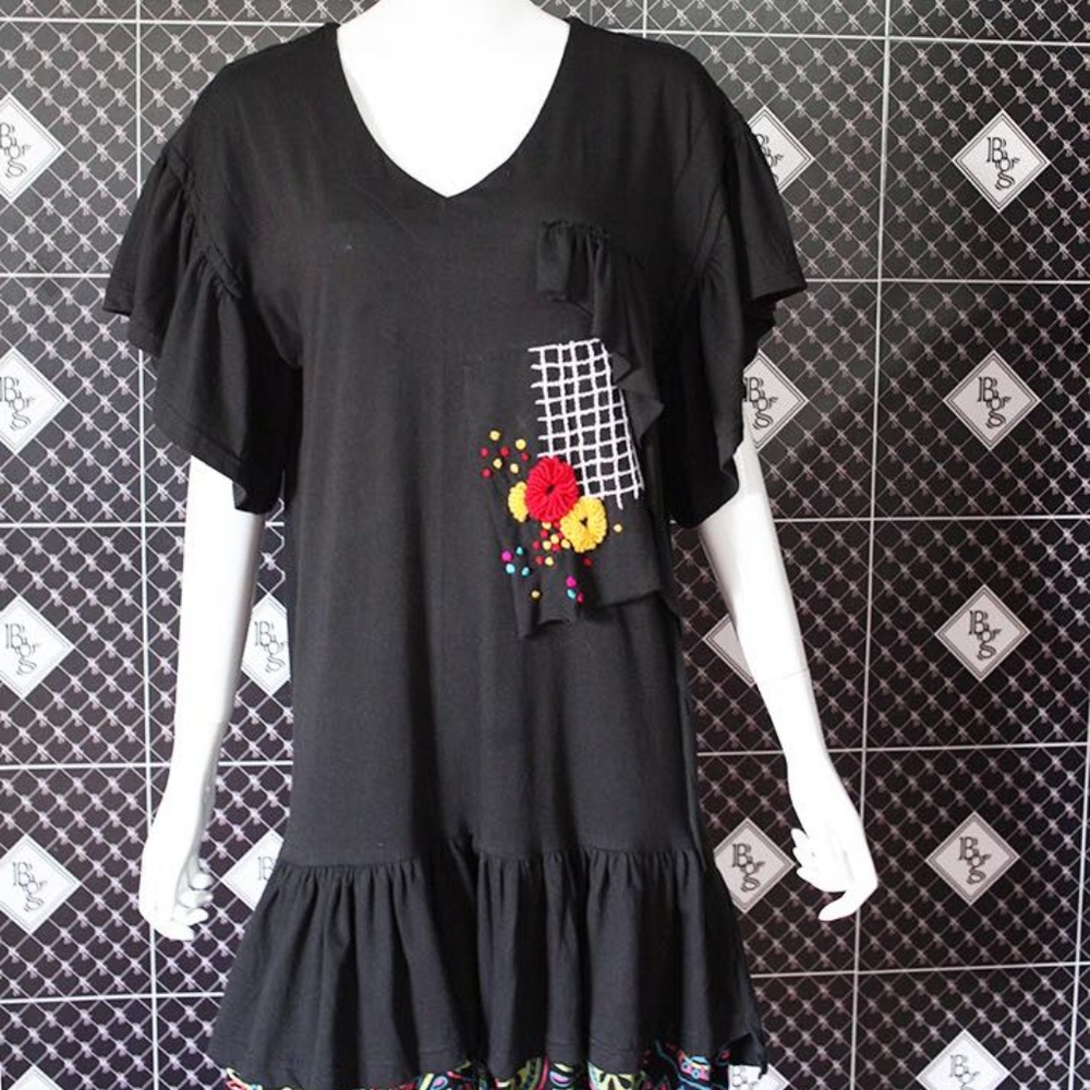 Women top wear DOUBLE FLARED TUNIC, flare at hem